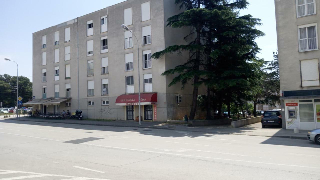 Apartments Zara- Zd Buitenkant foto